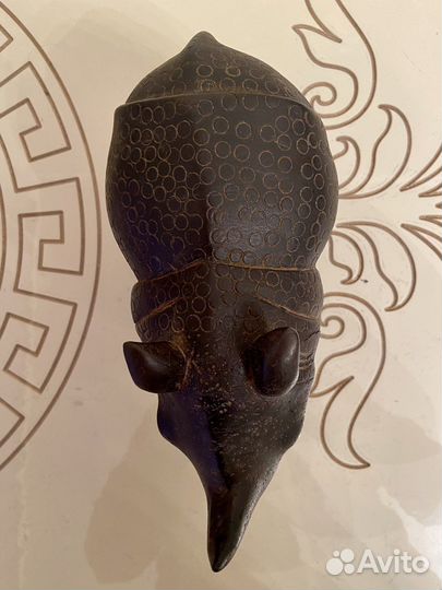 Деревянная фигура Носорога