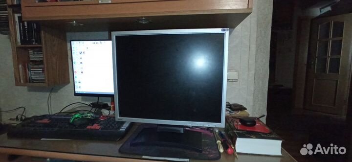 Монитор BenQ FP93G (Q9T5)