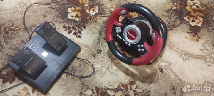 Игровой руль с педалями для пк