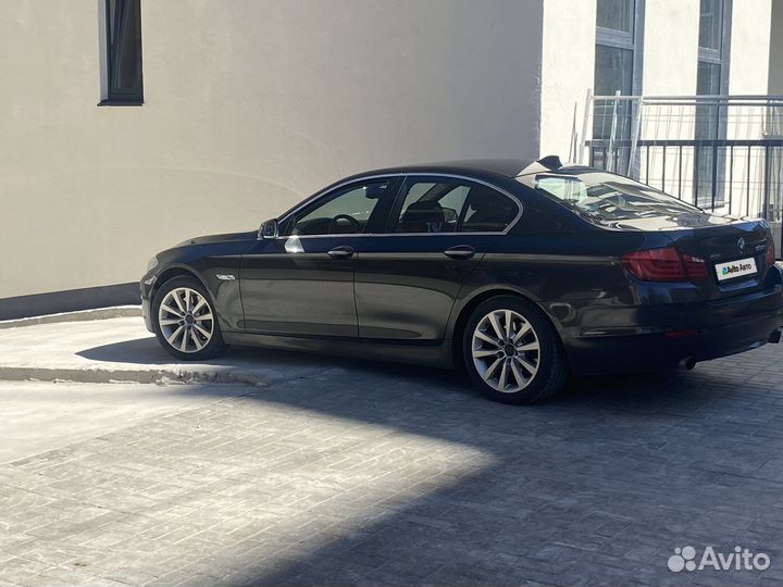 BMW 5 серия 3.0 AT, 2013, 200 000 км