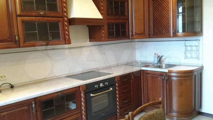 2-к. квартира, 77,2 м², 7/17 эт.