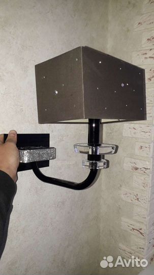 Люстра со стразами и два бра