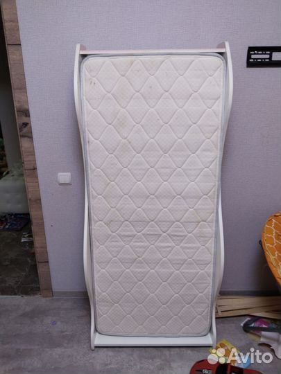 Кровать детская машинка с матрасом 160*70