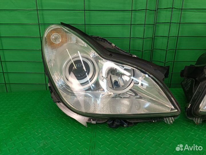 Фара левая+фара правая Mercedes-Benz Cls W219