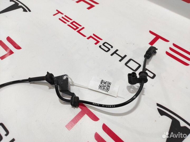 Датчик ABS передний правый Tesla Model S 2013