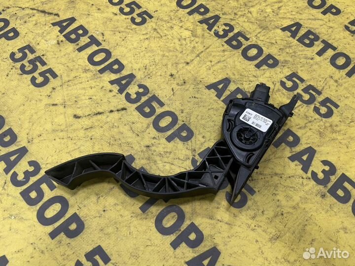 Педаль газа Ford Focus 3