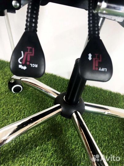 Офисное компьютерное кресло-ткань