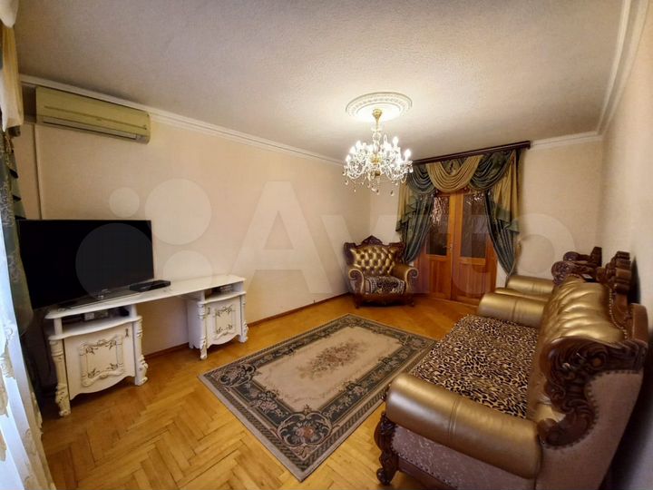 4-к. квартира, 99 м², 7/10 эт.