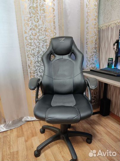 Компьютерное кресло zet gaming