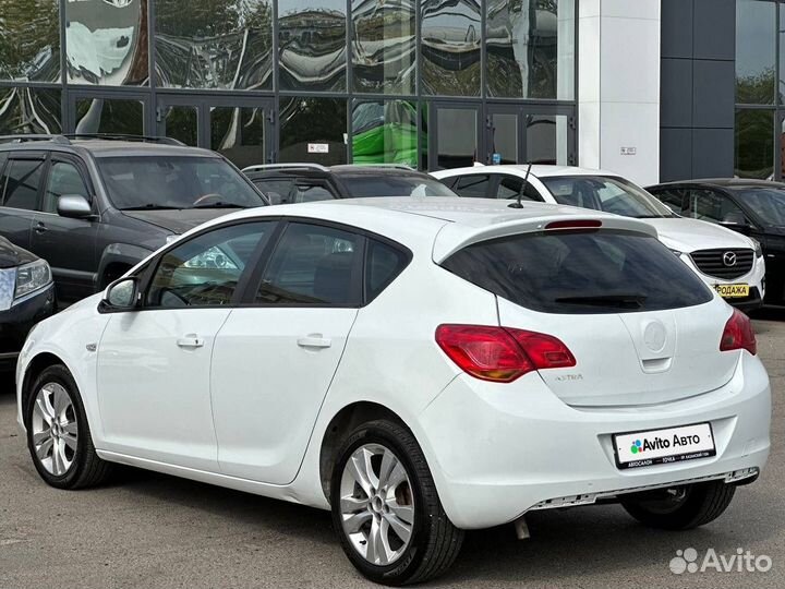 Opel Astra 1.4 МТ, 2011, 154 805 км