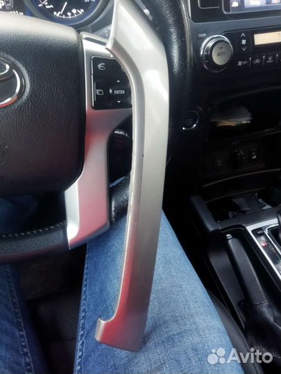 Накладка на правую ручку Toyota prado 150