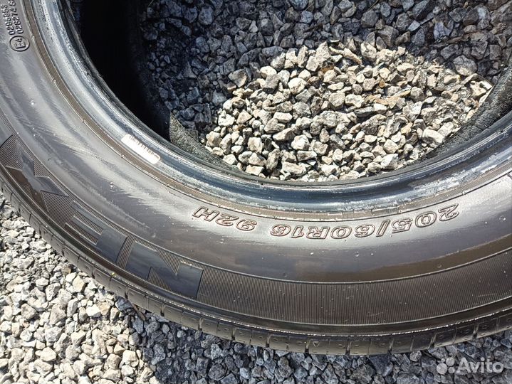 Nexen N'Fera SU1 205/60 R16