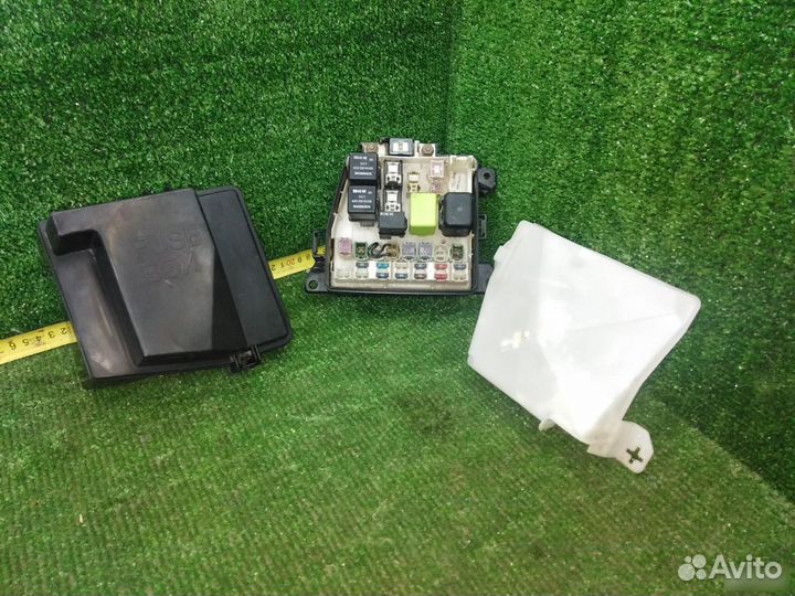 Блок предохранителей реле Mazda Capella GF8P fpde