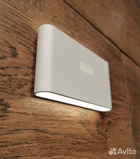 Беспроводной светильник, настенный