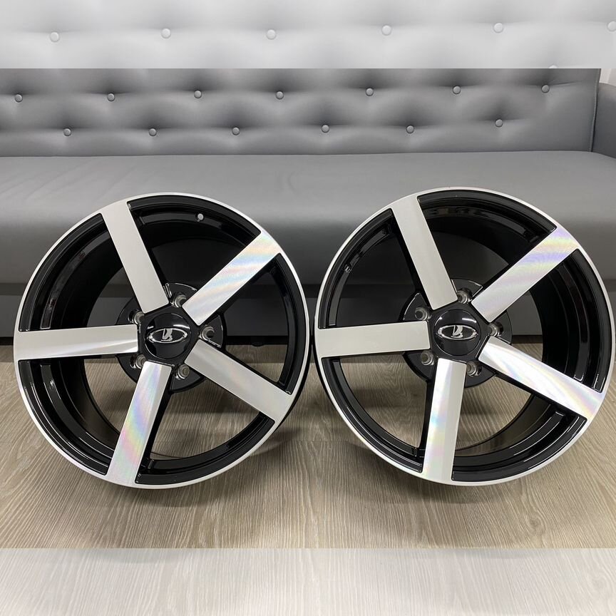Литые диски Blitz 8×R19 5×139.7