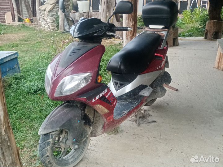 Продам скутер 150кб