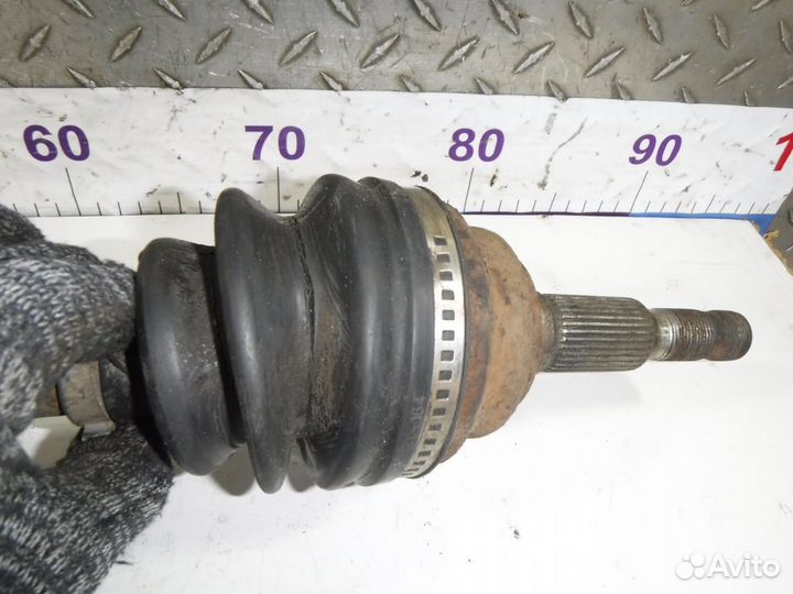 Полуось передняя левая Opel Astra G