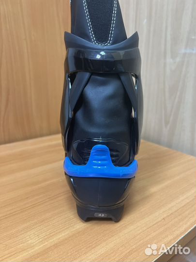 Лыжные ботинки kv