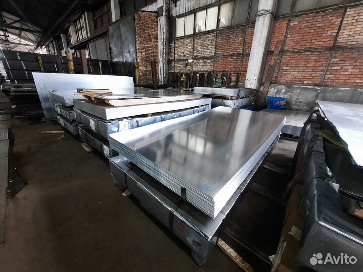 Лист нержавеющий х/к холоднокатаный 2.5х1500х3000 4N+PE (шлиф.) Тайвань (китай), марка aisi 316L