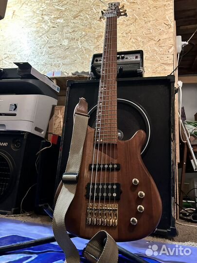 Бас Усилитель Ampeg. Бас гитара J&D