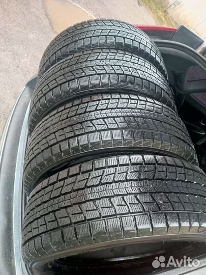 Dunlop Winter Maxx SJ8 235/55 R18