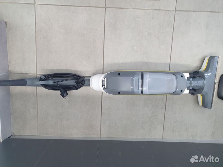 Пылесос ручной Karcher FC 5 Premium