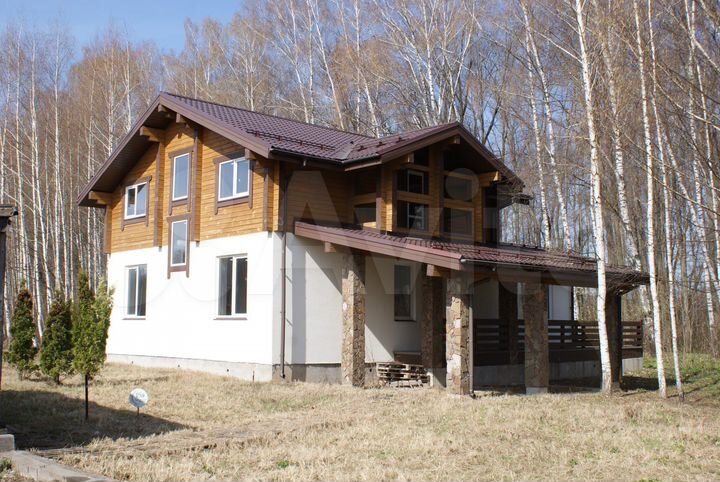 Дом 180 м² на участке 15,9 сот.