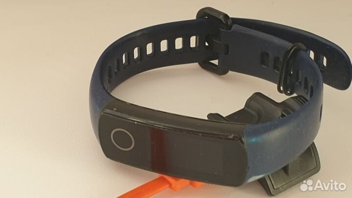 Фитнес браслет