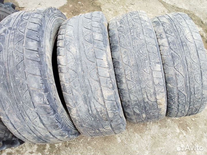 Dunlop Grandtrek AT3 275/70 R16 114