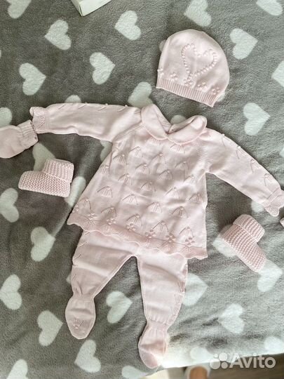 Комплект на выписку для новорожденных новый