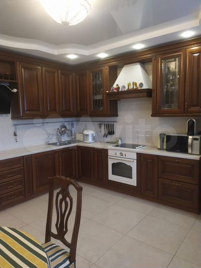 4-к. квартира, 90 м², 7/14 эт.