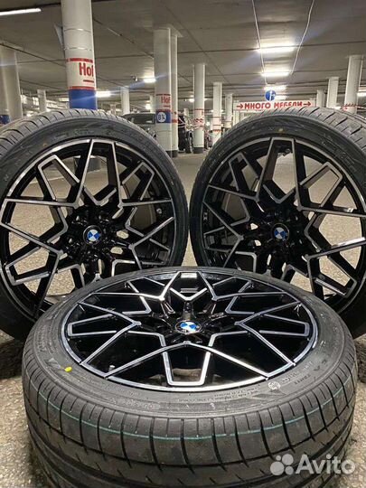 R20 Triangle TH201 Sportex 275/35, PCD 5x112 DIA 66.6