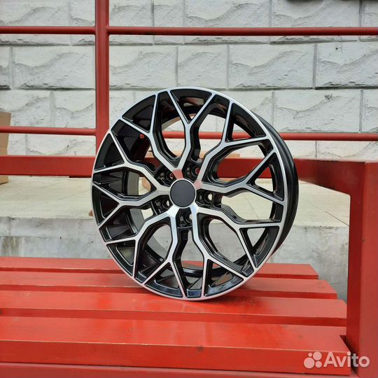 Литые диски 7.0 R17 5*114.3 ET39 D60.1 HF2 Тайота