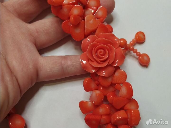 Ожерелье из кораллов