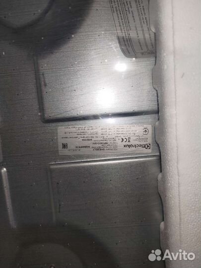 Газовая варочная панель Electrolux (Италия)