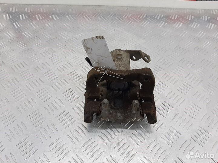 Суппорт задний правый для Volkswagen Golf 4