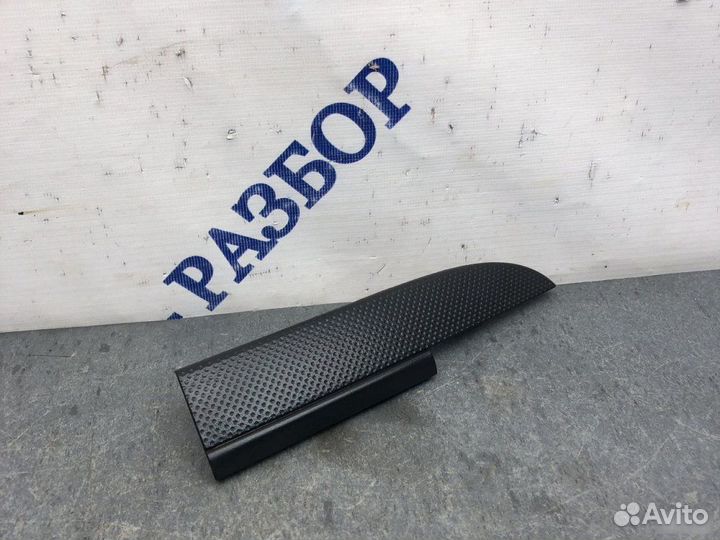 Накладка торпедо правая Chevrolet Aveo T200