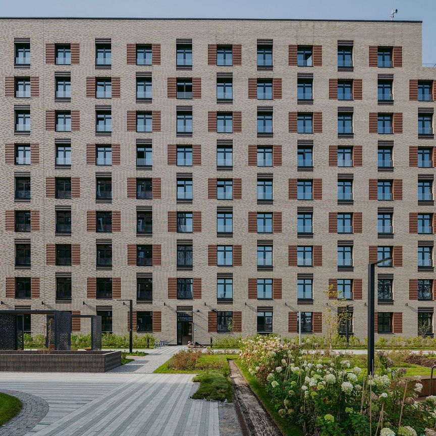 2-к. квартира, 79,5 м², 9/9 эт.