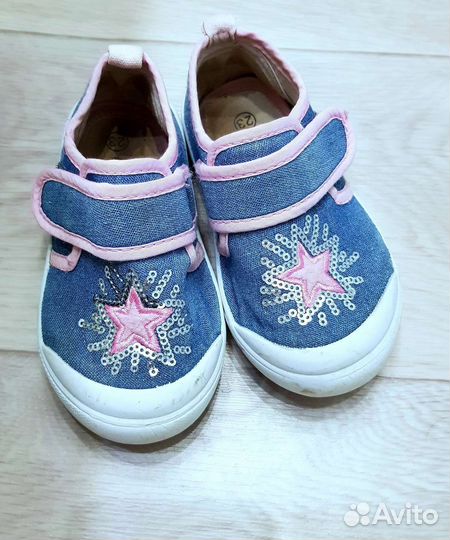 Обувь на девочку