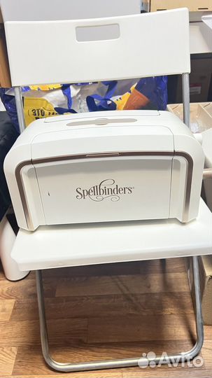 Машинка для вырубки и тиснения