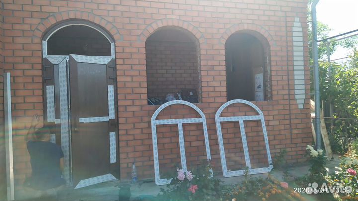 Пластиковые окна в кирпичный дом