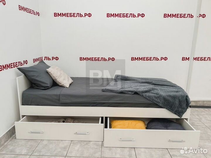 Кровать односпальная с ящиками, новая