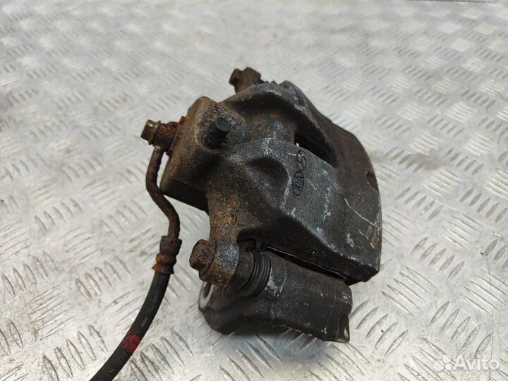 Суппорт передний правый Hyundai Tucson TL 1.6 G4FD