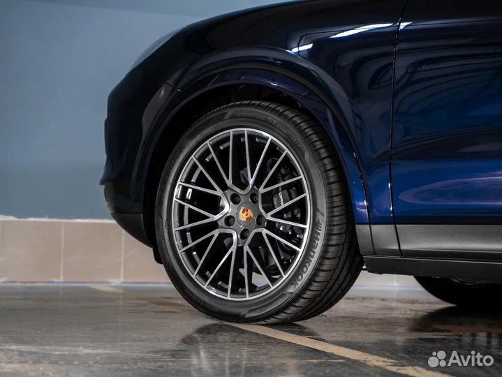 Porsche Cayenne 3.0 AT, 2023, 5 км