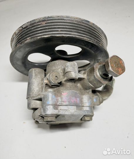 Насос гур Mitsubishi L200 KB 2.5 дизель