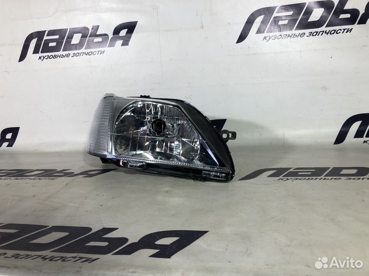 Фара Renault Logan (2004-2009) фаза 1 правая (повт