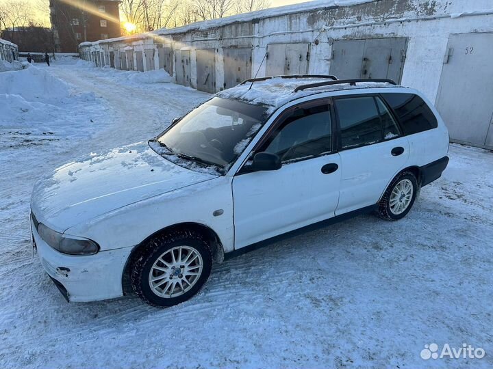 Mitsubishi Libero 1.5 AT, 2000, 200 000 км