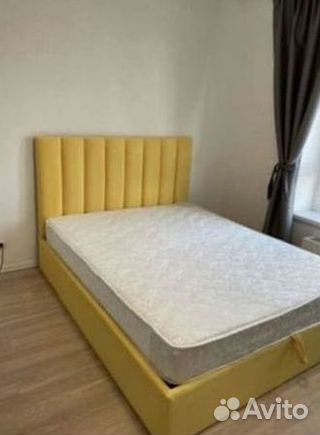 Двухместная мягкая кровать