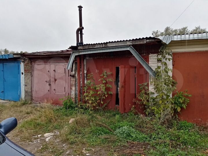 Гараж, > 30 м²