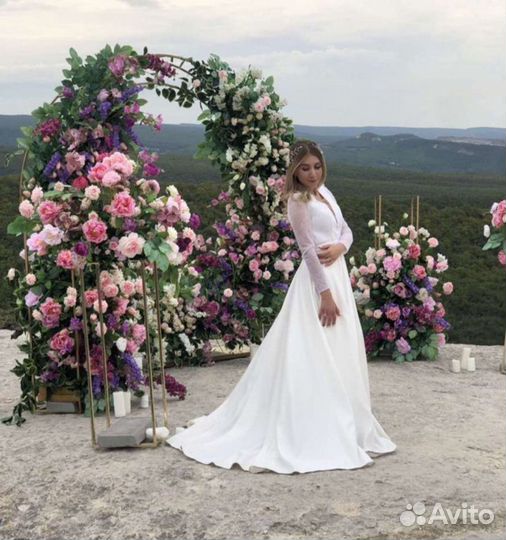 Свадебное платье